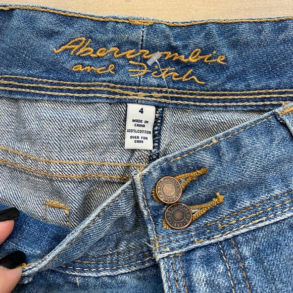 Abercrombie & Fitch Jeans MINI Skirt distressed torn - Picture 7 of 15
